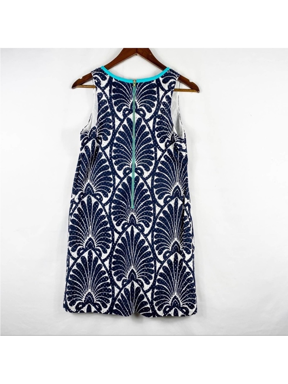 CROWN & IVY Blue & White Sheath Dress in Size 8 - Picture 3 of 3